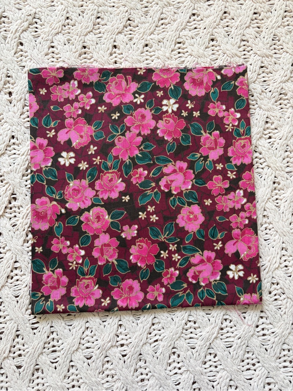 Cotton Fabric - Beautiful Floral Print - 1 metre